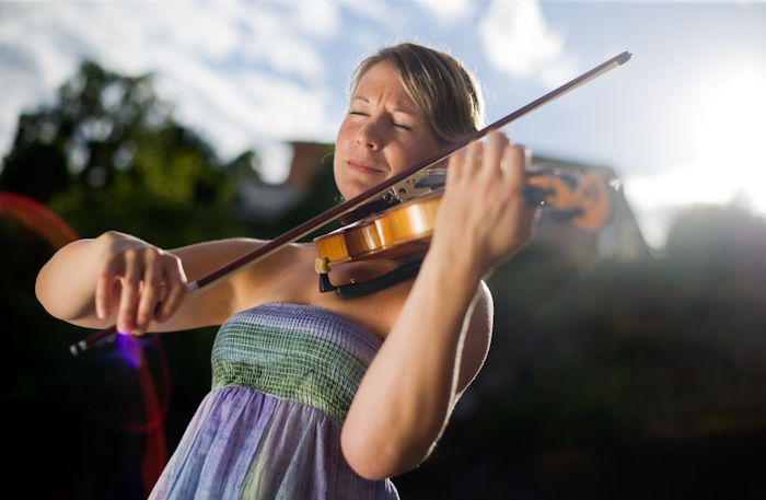 Violinist Julia Sandwall.